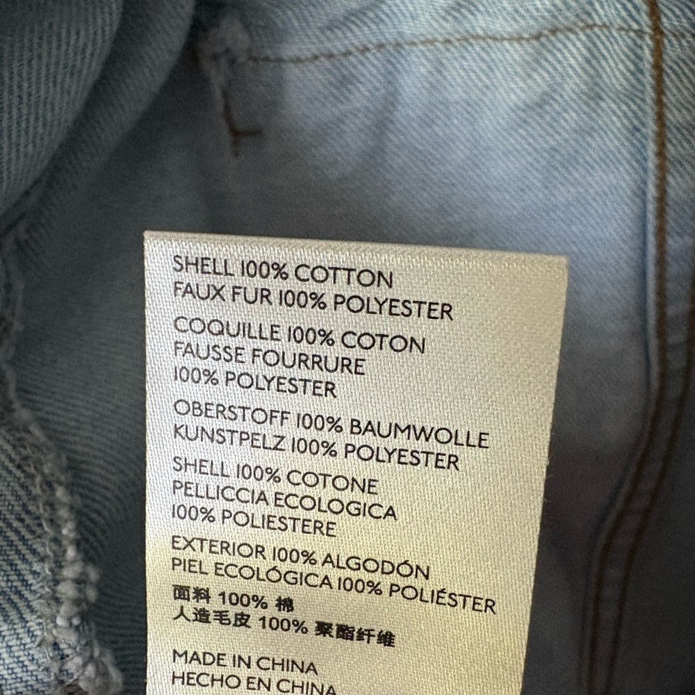 We The Free Light Blue Denim Jacket with White Sherpa Collar - Picture 4 of 4